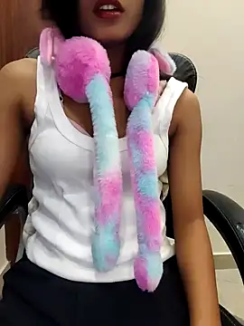 -Sapna001 online show from February 15, 2026, 7:43 pm