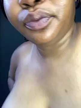 MeekyCurvyAss online show from February 1, 2026, 11:31 am