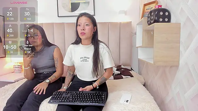 Snapshot of double_temptation_ chatting on June 11, 2026, 7:12 pm double temptation online show from June 11, 2026, 7:12 pm