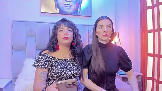 Valkiria-and-Dione online show from February 28, 2026, 1:56 pm