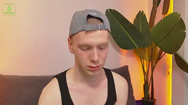 Snapshot of ZidNevil chatting on February 7, 2026, 8:23 pm ZidNevil online show from February 7, 2026, 8:23 pm