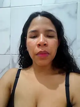 Snapshot of AshlyViper chatting on February 18, 2026, 4:19 am AshlyViper online show from February 18, 2026, 4:19 am