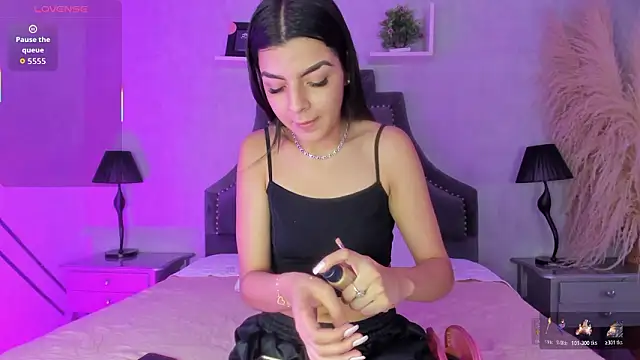 KarelyMitchel online show from March 16, 2026, 1:26 pm