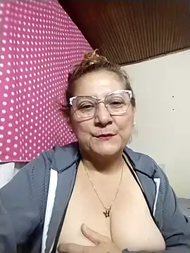 Snapshot of JULIETA_21- chatting on July 21, 2026, 2:58 am JULIETA 21- online show from July 21, 2026, 2:58 am