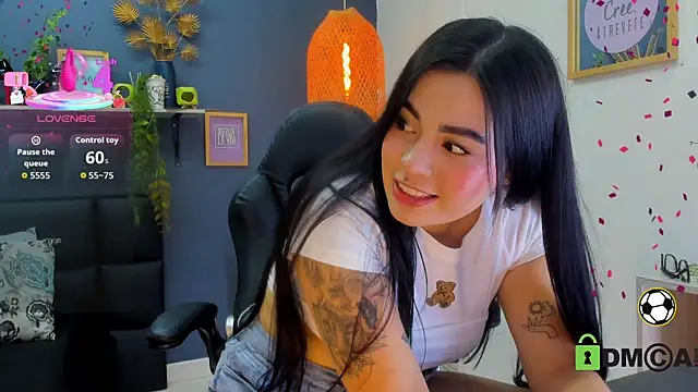 Snapshot of eliza_pink24 chatting on June 20, 2026, 5:27 pm eliza pink24 online show from June 20, 2026, 5:27 pm