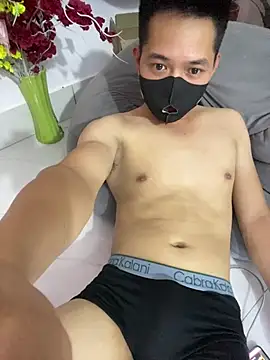 Rus-Me online show from May 11, 2026, 4:26 pm