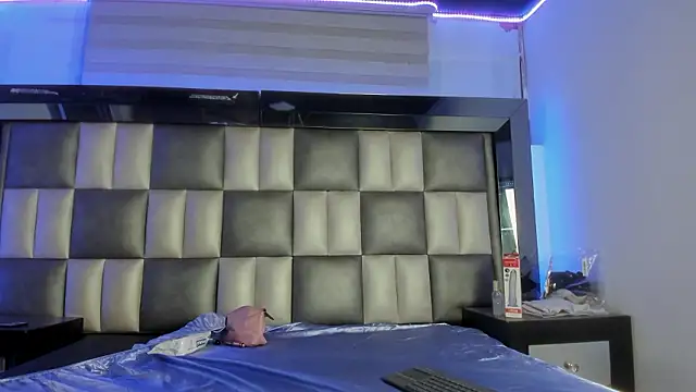 dakota cj online show from February 15, 2026, 4:31 am