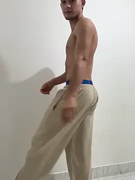 jhayko22 online show from March 14, 2026, 5:35 am