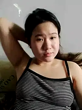 Snapshot of Baby-sweetboobs20 chatting on May 25, 2026, 5:02 am Baby-sweetboobs20 online show from May 25, 2026, 5:02 am