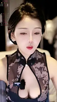 xiaomoli928 online show from May 1, 2026, 8:02 pm