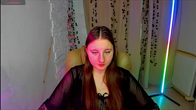 EvaxCharm online show from February 15, 2026, 6:43 am