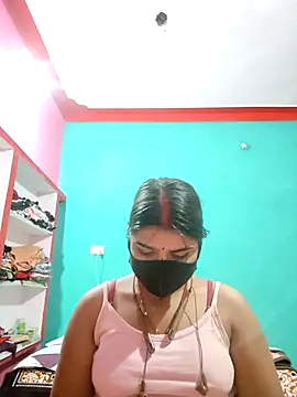 Snapshot of Divyanshi_hott chatting on February 4, 2026, 2:01 pm Divyanshi hott online show from February 4, 2026, 2:01 pm