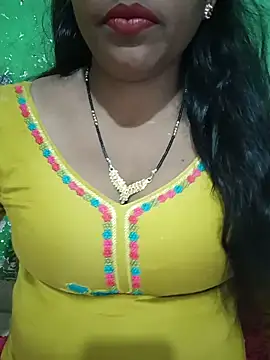 Snapshot of Parul-009 chatting on May 17, 2026, 6:55 am Parul-009 online show from May 17, 2026, 6:55 am