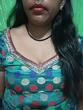 Snapshot of Parul-009 chatting on May 21, 2026, 6:31 am Parul-009 online show from May 21, 2026, 6:31 am