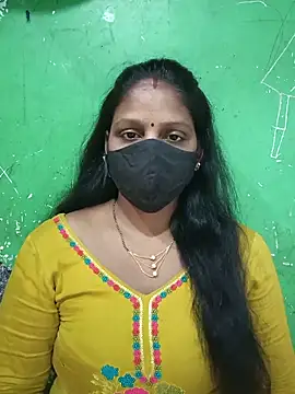 Snapshot of Parul-009 chatting on June 6, 2026, 5:01 am Parul-009 online show from June 6, 2026, 5:01 am