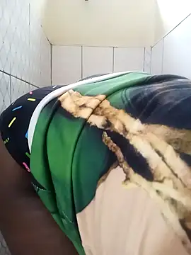 Snapshot of ShatraKaleesi chatting on February 10, 2026, 5:55 am ShatraKaleesi online show from February 10, 2026, 5:55 am