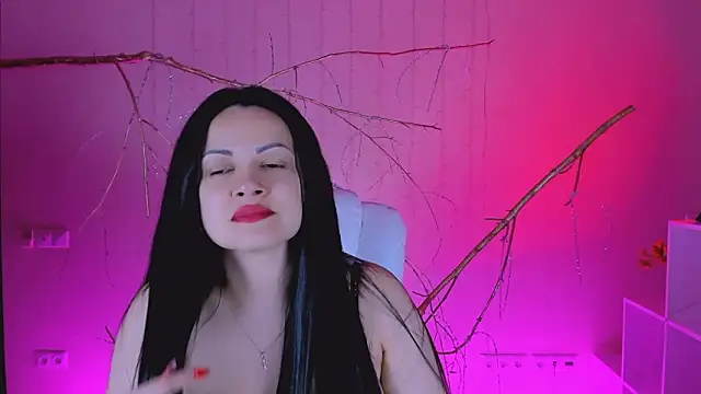 karolina robinson online show from February 1, 2026, 3:54 pm