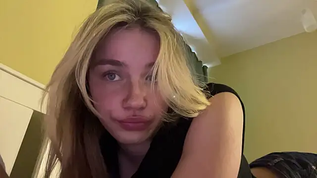 EarthaStinett online show from April 23, 2026, 12:51 pm