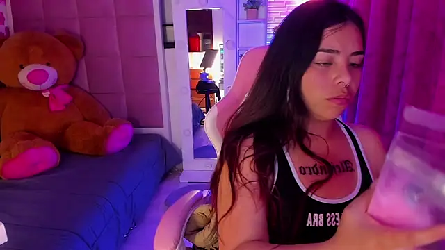 liany taylor online show from March 7, 2026, 3:14 am