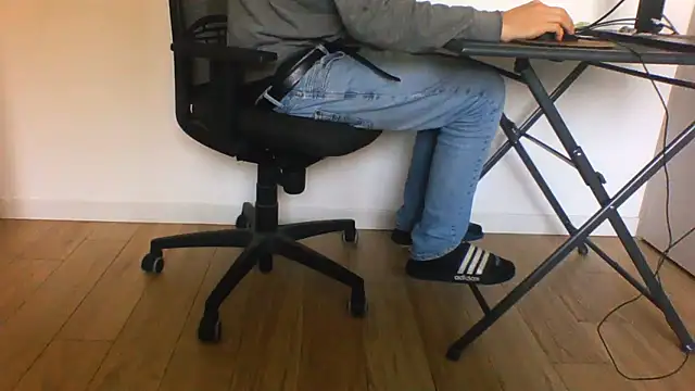 Snapshot of andre_italy chatting on May 22, 2026, 2:55 pm andre italy online show from May 22, 2026, 2:55 pm