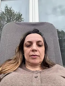 Snapshot of ShyFlameLive chatting on May 6, 2026, 8:58 pm ShyFlameLive online show from May 6, 2026, 8:58 pm