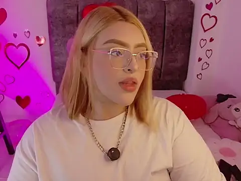 missevans online show from February 8, 2026, 10:24 pm