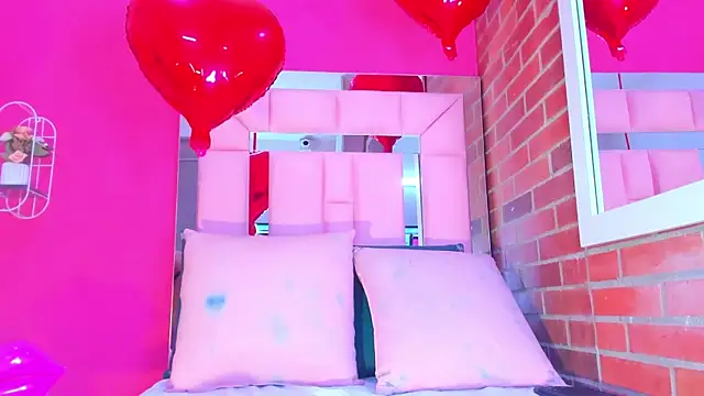 Baby doll XOXO online show from February 14, 2026, 9:00 pm