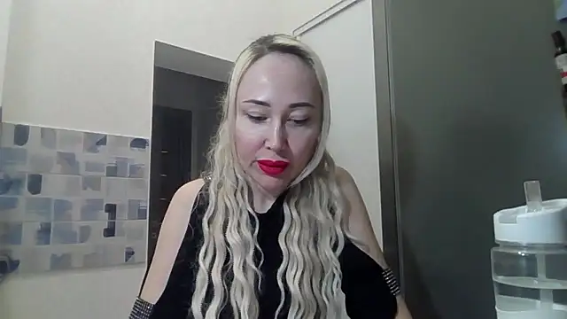 NanaGold2992 online show from March 2, 2026, 3:30 am