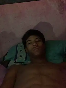 Snapshot of Adan21_cm chatting on May 8, 2026, 6:41 am Adan21 cm online show from May 8, 2026, 6:41 am