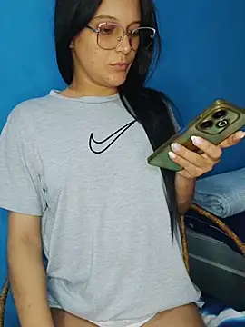 Perla and Maikol online show from February 15, 2026, 3:47 am