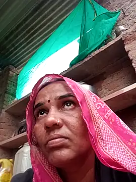 Snapshot of Muskan44s chatting on July 1, 2026, 1:29 am Muskan44s online show from July 1, 2026, 1:29 am