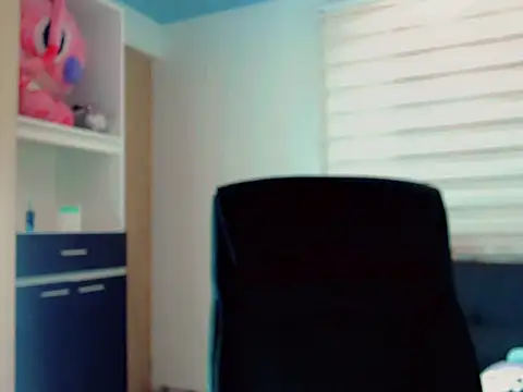 duvisex19 online show from March 28, 2026, 2:11 am