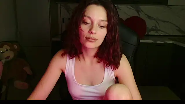 Eva Avea online show from June 25, 2026, 9:08 pm