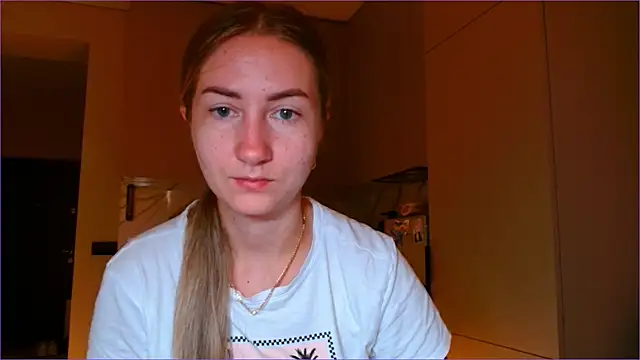 BluueSilk online show from November 6, 2025, 5:41 am