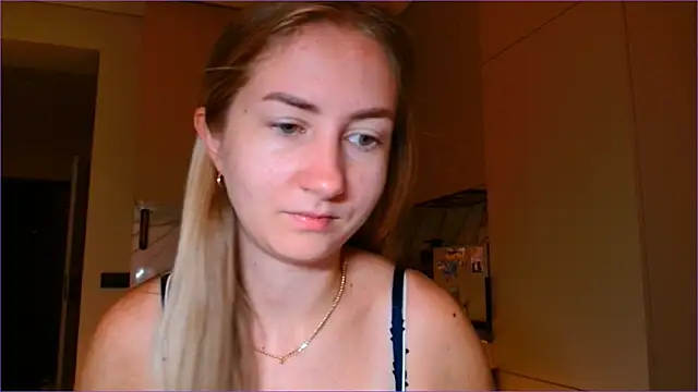 BluueSilk online show from November 8, 2025, 6:24 am