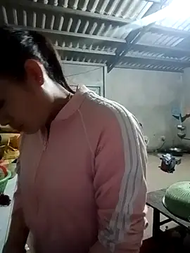 Snapshot of l_kiss chatting on March 3, 2026, 12:00 pm l kiss online show from March 3, 2026, 12:00 pm