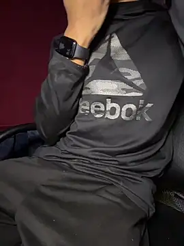 vexahleah online show from April 22, 2026, 11:17 pm