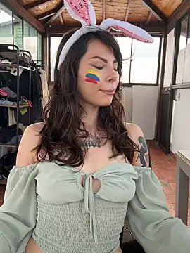 Isalove99 online show from June 12, 2026, 12:48 pm