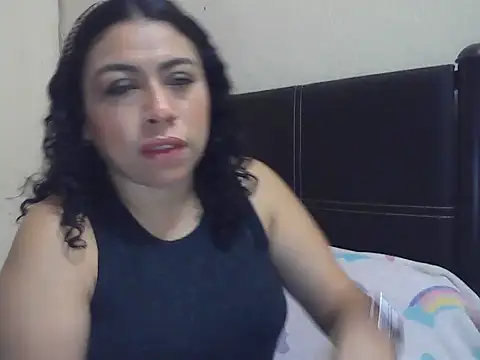 Snapshot of DalilahMx chatting on June 9, 2026, 3:34 pm DalilahMx online show from June 9, 2026, 3:34 pm