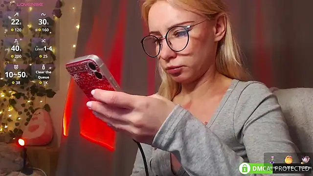 Snapshot of Mia__Jensen chatting on March 5, 2026, 1:40 pm Mia Jensen online show from March 5, 2026, 1:40 pm