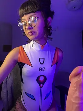 Miamhua-Cat- online show from February 5, 2026, 5:34 am