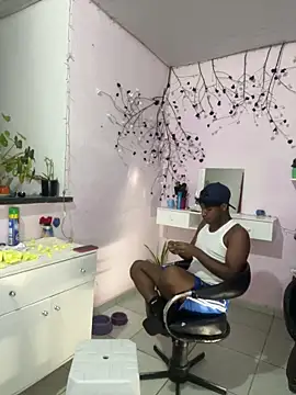 Snapshot of Loaisn chatting on March 4, 2026, 7:53 pm Loaisn online show from March 4, 2026, 7:53 pm