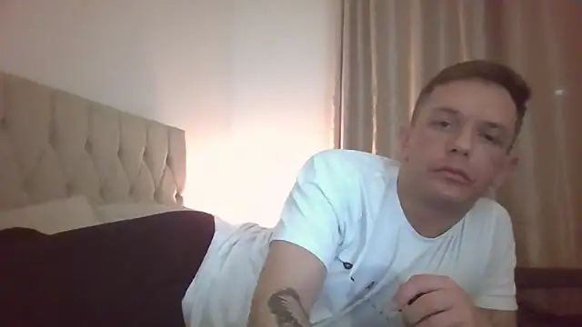 Snapshot of verscub6969 chatting on February 28, 2026, 9:49 pm verscub6969 online show from February 28, 2026, 9:49 pm