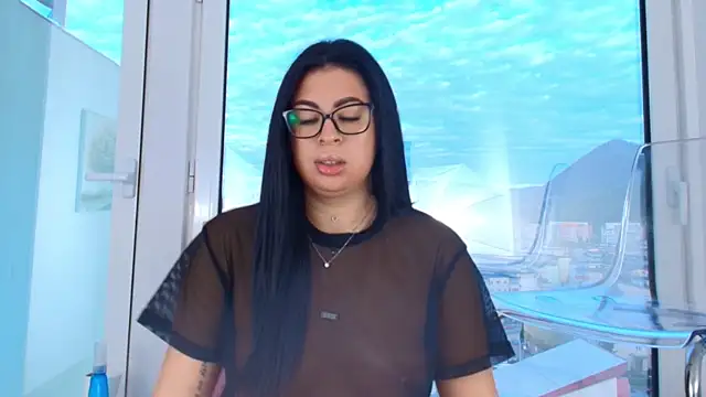 MissyScarlet online show from April 19, 2026, 4:12 am