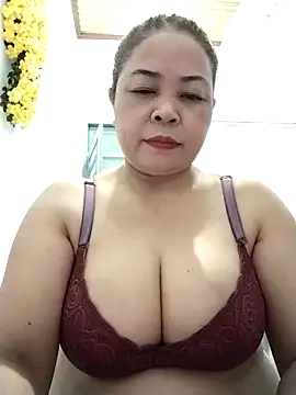 Baby-bigtits2026 online show from April 26, 2026, 10:24 am