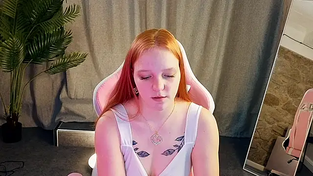 Candy Lir online show from March 5, 2026, 6:42 am