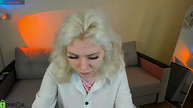 Kate Krose online show from February 3, 2026, 1:48 am