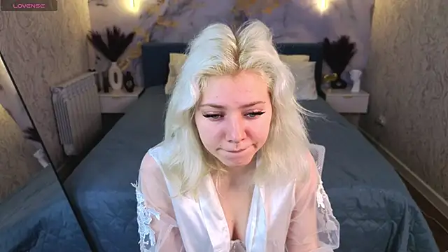 Kate Krose online show from March 2, 2026, 1:08 am