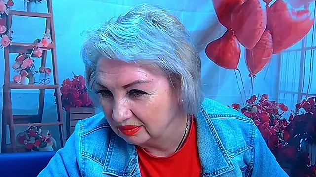 RenataDaster online show from April 15, 2026, 5:03 am