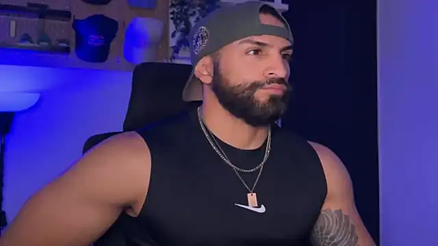 SamDornan51 online show from April 15, 2026, 1:45 am